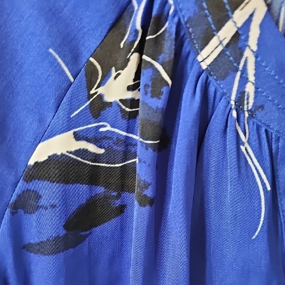 Nine West NWT Blue/Black Graphic Relaxed Blouse Size XXLarge - Picture 5 of 8